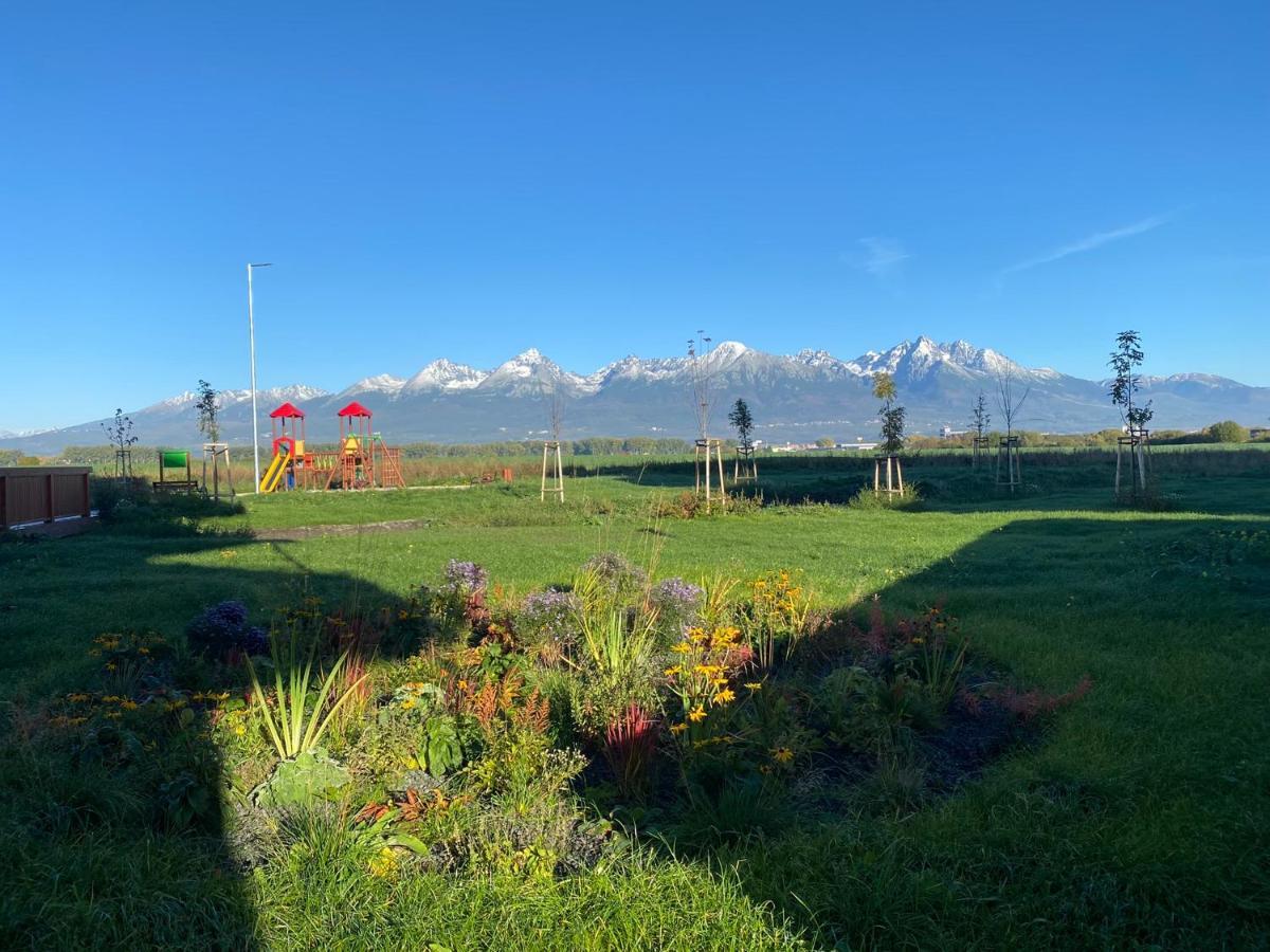 Moderny Apartman S Vyhladom Na Vysoke Tatry Poprad Exterior photo